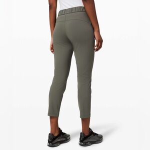 Lululemon On The Fly 7/8 Pant Grey Sage Green Full-On® Luxtreme Size 2